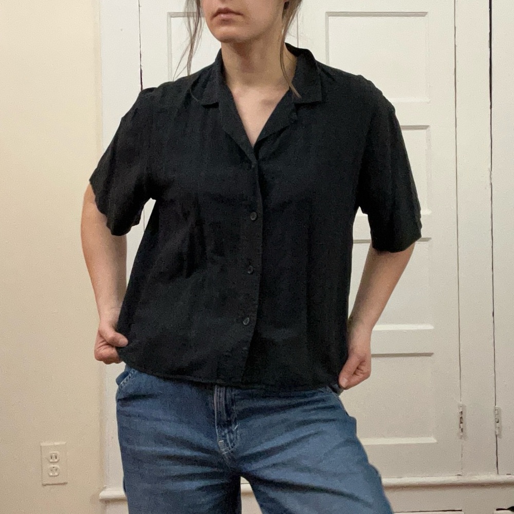 Black Linen-Blend Short-Sleeve Button-Down Shirt